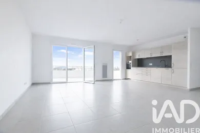 Apartment in Saint-Raphaël (83700)