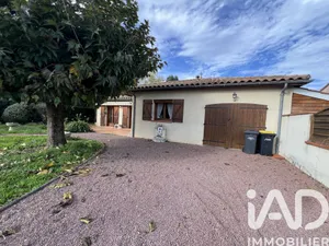 Maison à le passage (47520)