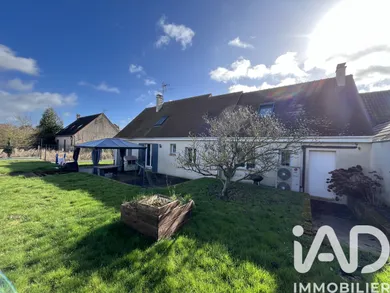 House in Maintenon (28130)