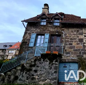 Maison à Saint-Cirgues-de-Jordanne (15590)