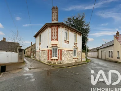 House in Villeneuve-la-Guyard (89340)