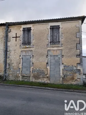 Grange à Val-d'Auge (16170)