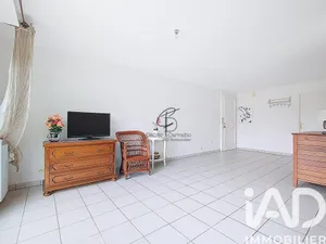 Appartement à Roissy-en-Brie (77680)