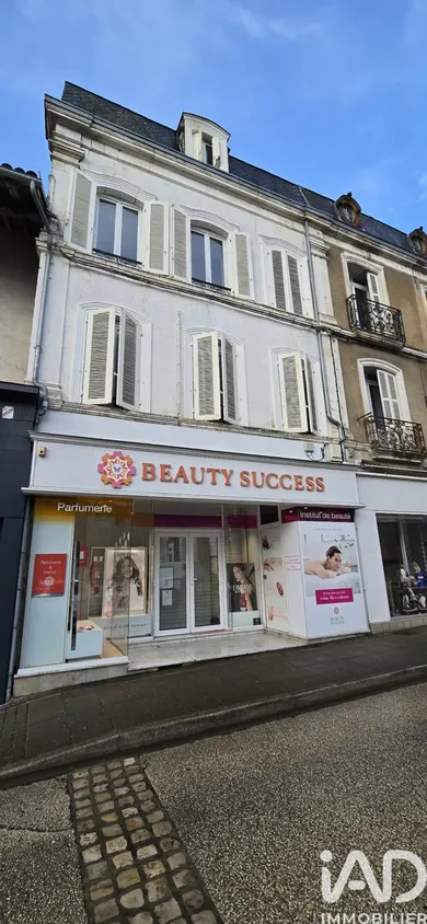 Immeuble à Ruffec (16700)