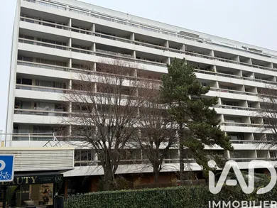 Apartment in Saint-Denis (93200)