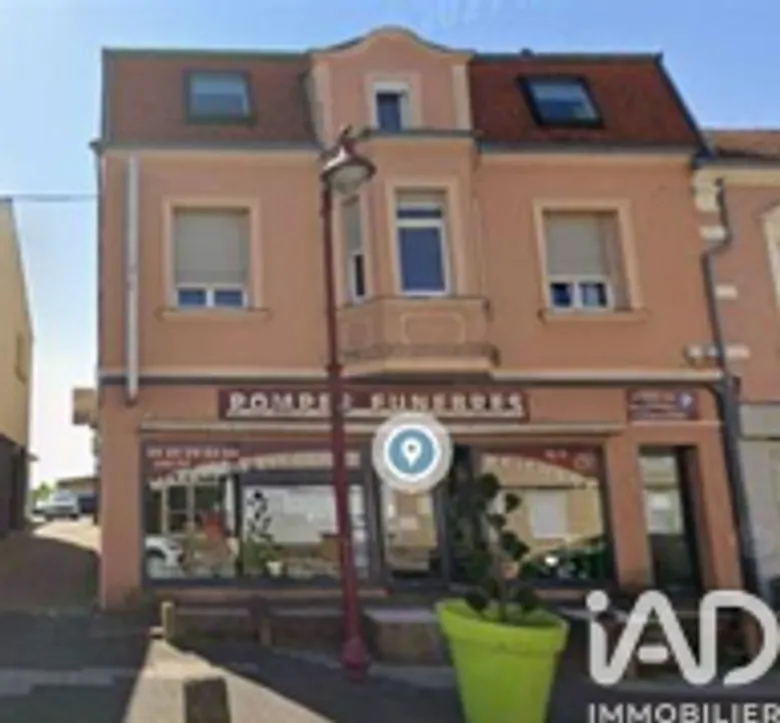 Immeuble 174 m² · à L'Hôpital · 174 m² · 262 000 €