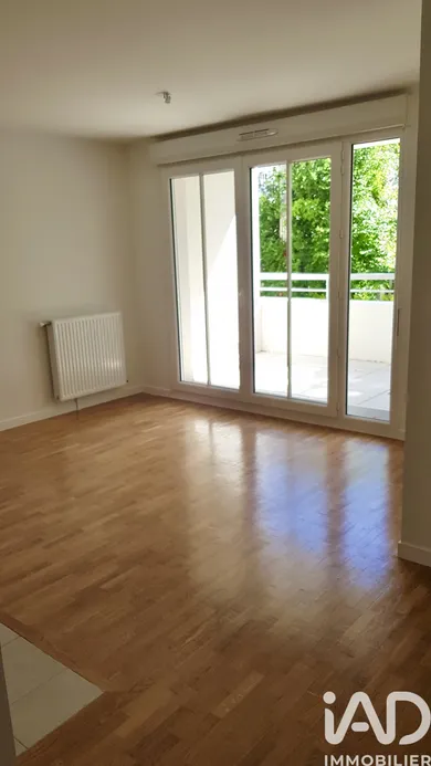 Apartment in Chelles (77500)