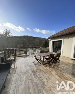 Pavillon à Roffiac (15100)