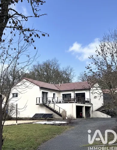 Detached house in Roffiac (15100)