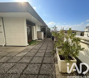 Apartment in Vélizy-Villacoublay (78140)