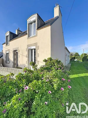 Traditional house in Penmarch (29760)