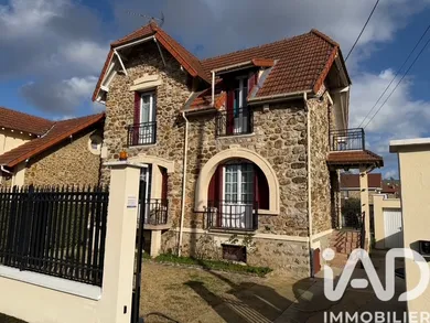 House in Villeneuve-le-Roi (94290)