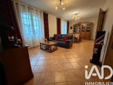 House in Villeneuve-le-Roi (94290)