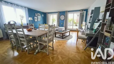 Apartment in Livry-Gargan (93190)