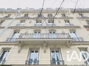 Apartment in Paris (75011)