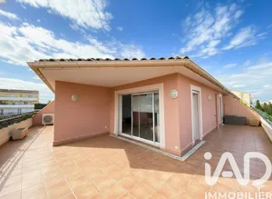 Apartment in Saint-Raphaël (83700)