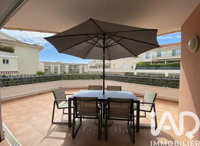 Apartment in Saint-Raphaël (83700)