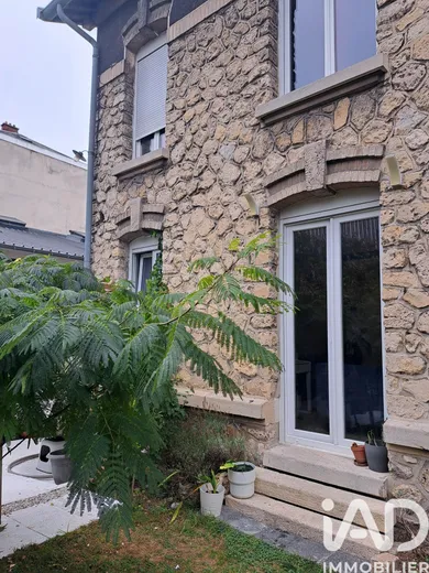 Apartment in Reims (51100)