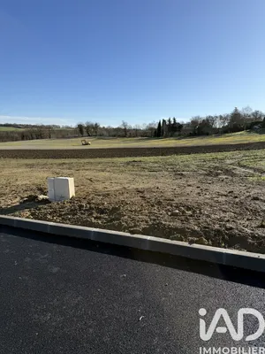 Building plot in Encausse (32430)