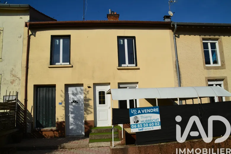 Maison 5 pièces 110 m² · à Dombrot-le-Sec · 110 m² · 89 500 €