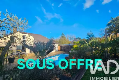 Architectural house in Bourg-des-Comptes (35890)