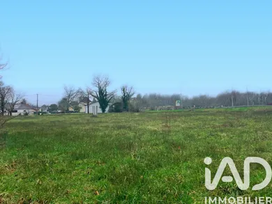 Building plot in Navarrenx (64190)