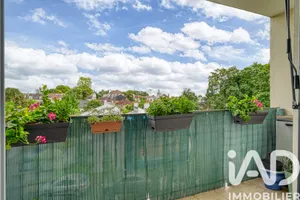 Apartment in Margency (95580)