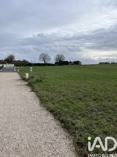 Building plot in Cravant (45190)