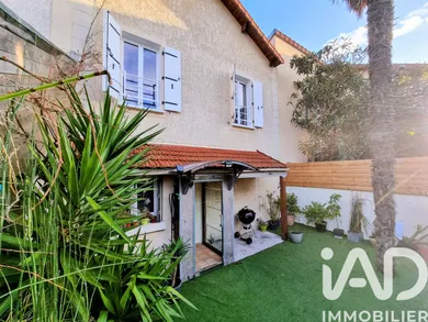 Maison traditionnelle à Colombes (92700)