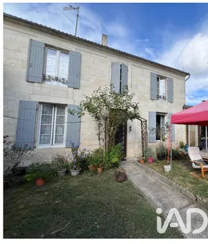 Longere in Montlieu-la-Garde (17210)