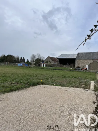 Terrain à bâtir à Cravant (45190)