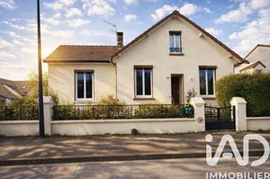 House in Les Clayes-sous-Bois (78340)