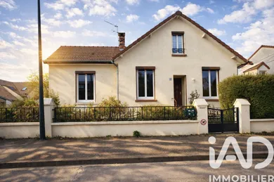 House in Les Clayes-sous-Bois (78340)