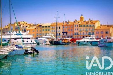 Building in Saint-Tropez (83990)