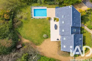 Maison à Yvré-l'Évêque (72530)