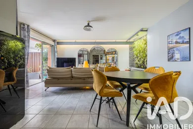 Appartement à La Rochelle (17000)