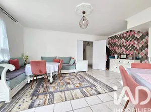 Apartment in Évry (91000)