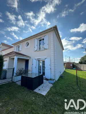 House in Les Clayes-sous-Bois (78340)