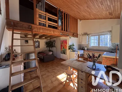 Maison de village à Saint-Privat (07200)