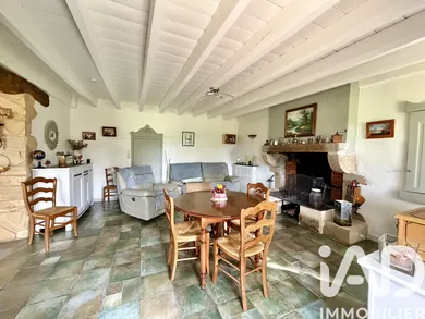Maison de village à Saint-Hilaire-de-Loulay (85600)