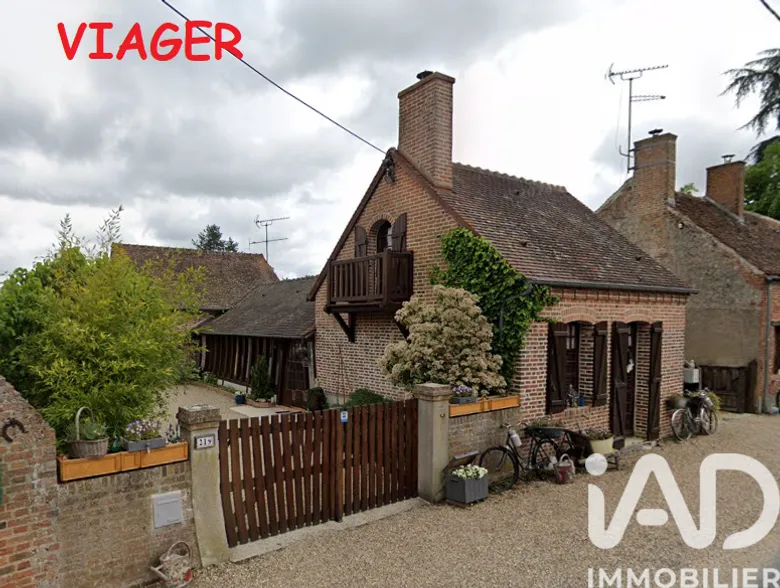 Maison 6 pièces 111 m² · à La Ferté-Beauharnais · 111 m² · 72 000 €