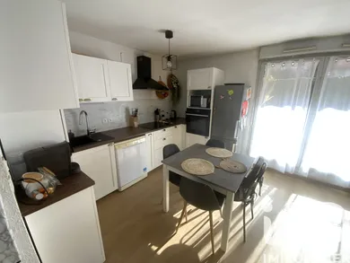 Apartment in Toulouse (31200)
