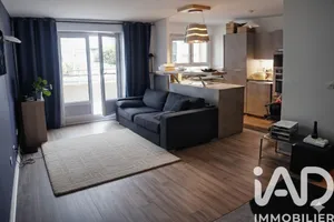 Apartment in Palaiseau (91120)