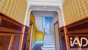 Mansion in Saint-Selve (33650)