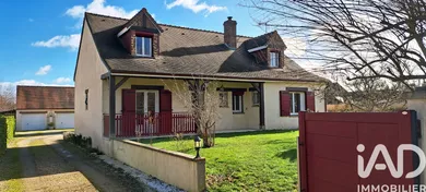 Maison traditionnelle à Villemandeur (45700)