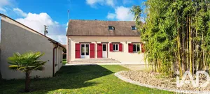 Traditional house in Villemandeur (45700)