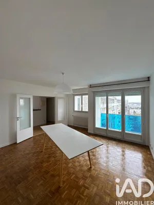 Apartment in Rennes (35000)