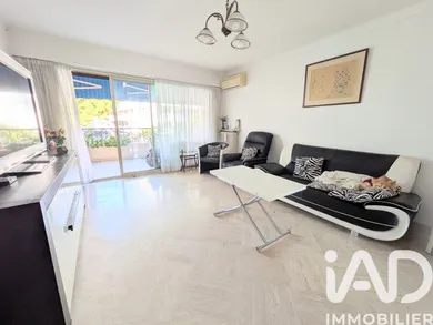 Appartement à Antibes (06160)