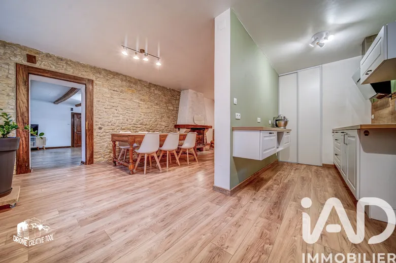Maison 6 pièces 163 m² · à Courcelles-Chaussy · 163 m² · 221 000 €