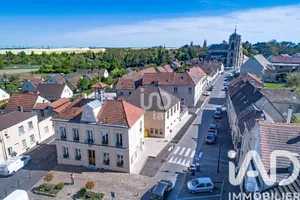Apartment in Le Mesnil-Aubry (95720)